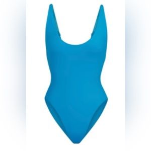 SKIMS SWIM SCOOP NECK ONE PIECE | BLUE (182)